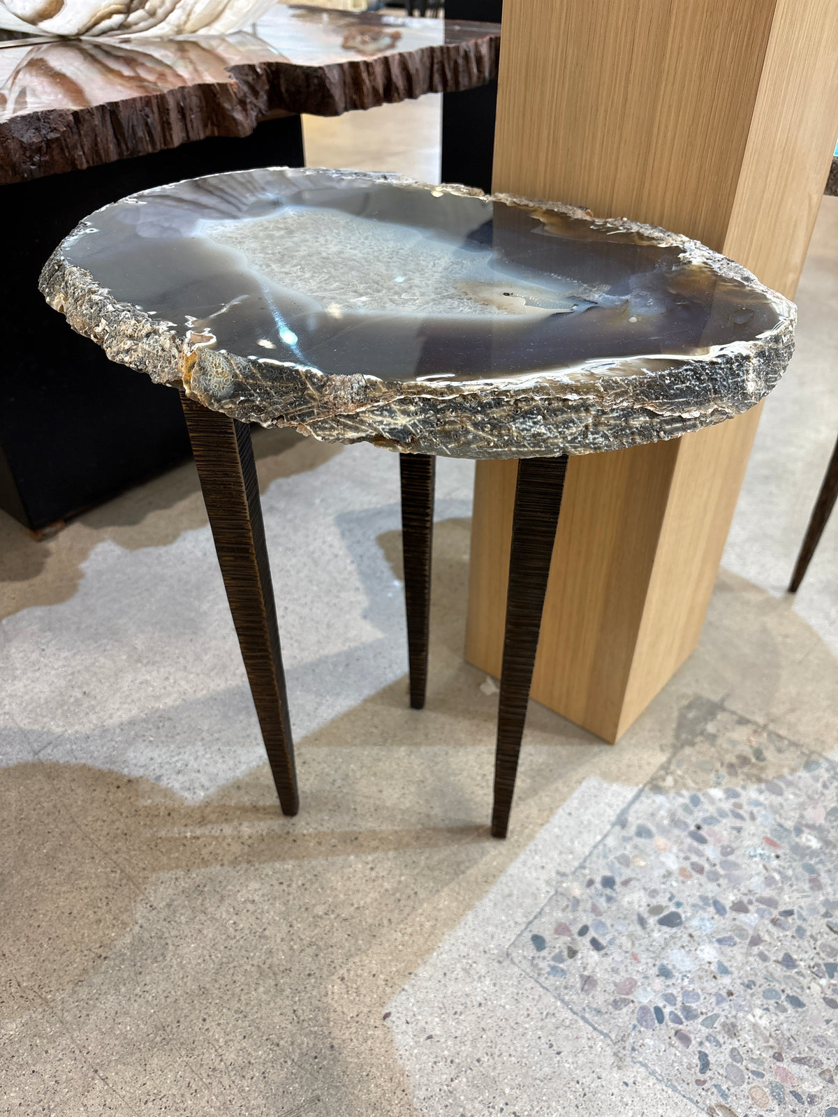 Agate Table