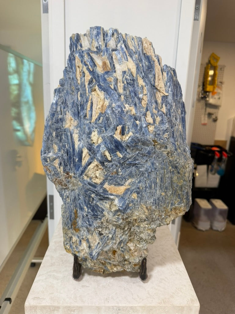 KYANITE