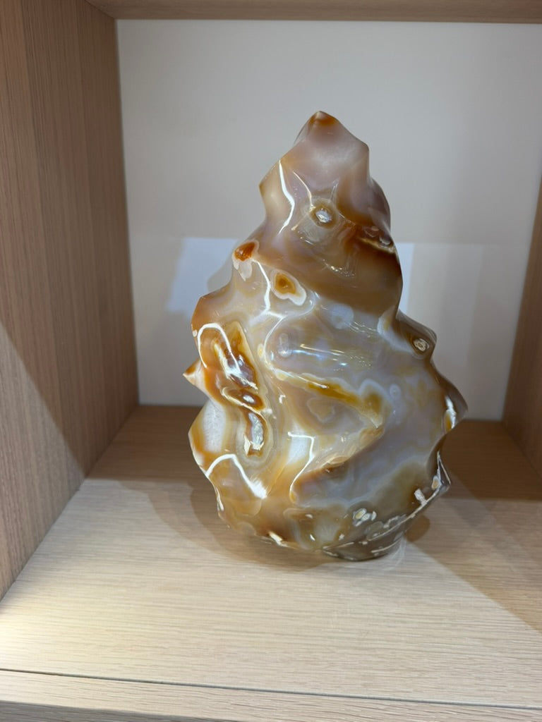 POLISHED AGATE