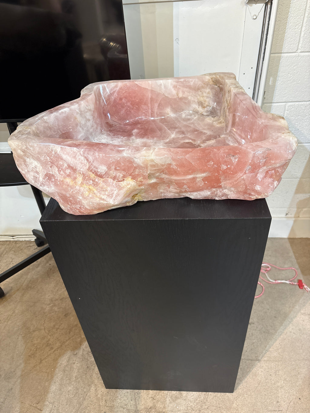 Rose quartz sink