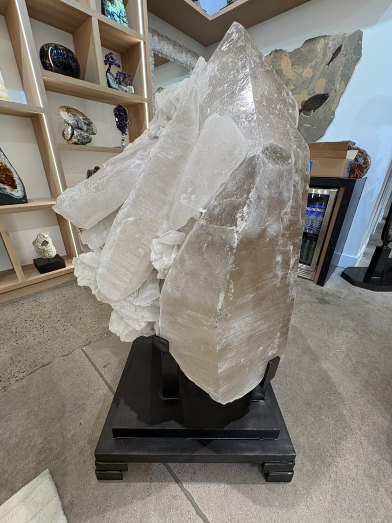 QUARTZ SCULPTURE