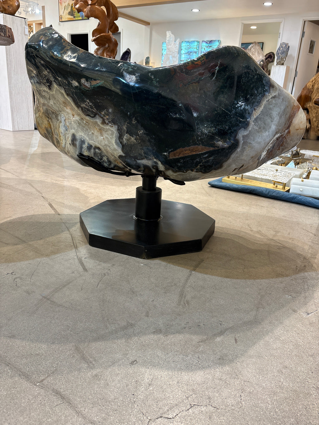 Agate swivel chair
